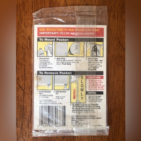 $1 Add On - Set of 4 3M Command Poster Strips Damage Free Hanger 17025 - Picture 2 of 2